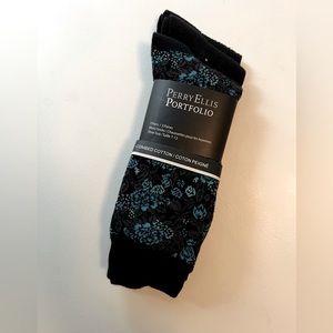 Perry Ellis Portfolio. Men’s socks. 3 Pairs. Shoe size 7-12.